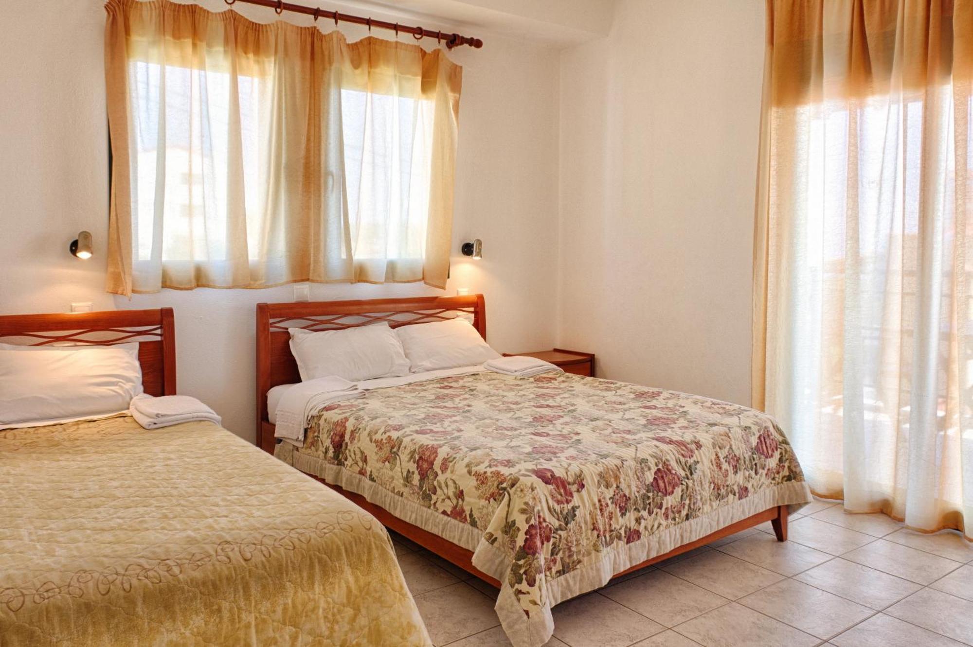 Estia Studios Kriopigi Chambre photo