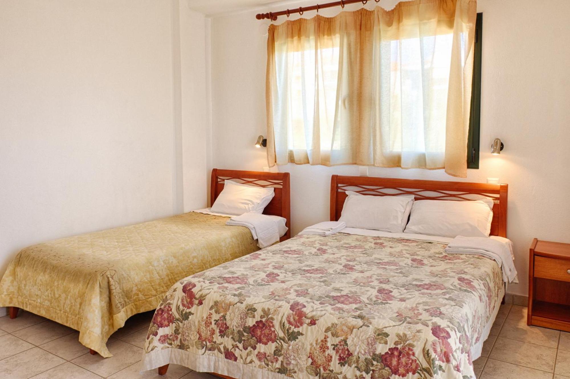 Estia Studios Kriopigi Chambre photo